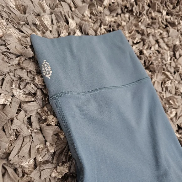 Teal Color Free People Movement Women's Pants - Picture 2 of 7